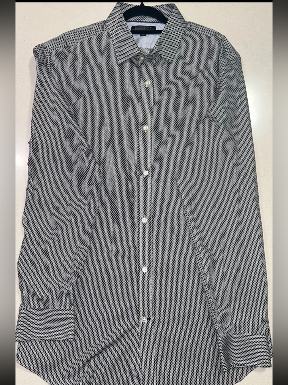 Banana Republic Men's Dress Shirt (Non-Iron Tailored Slim Fit) L
